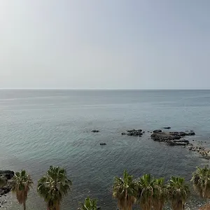 la-perla-beach-benalmadena.1costadelsol.com/