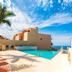 paraiso-pool-and-sea-view.tenerifehoteles.net/